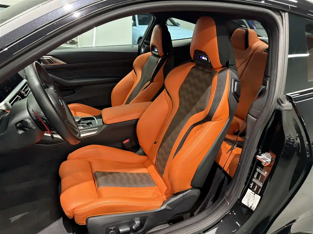 BMW M4 — миниатюра 9