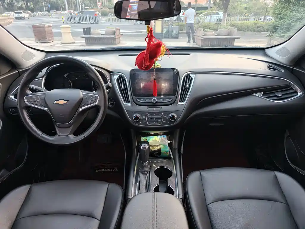 Chevrolet Malibu XL — миниатюра 8