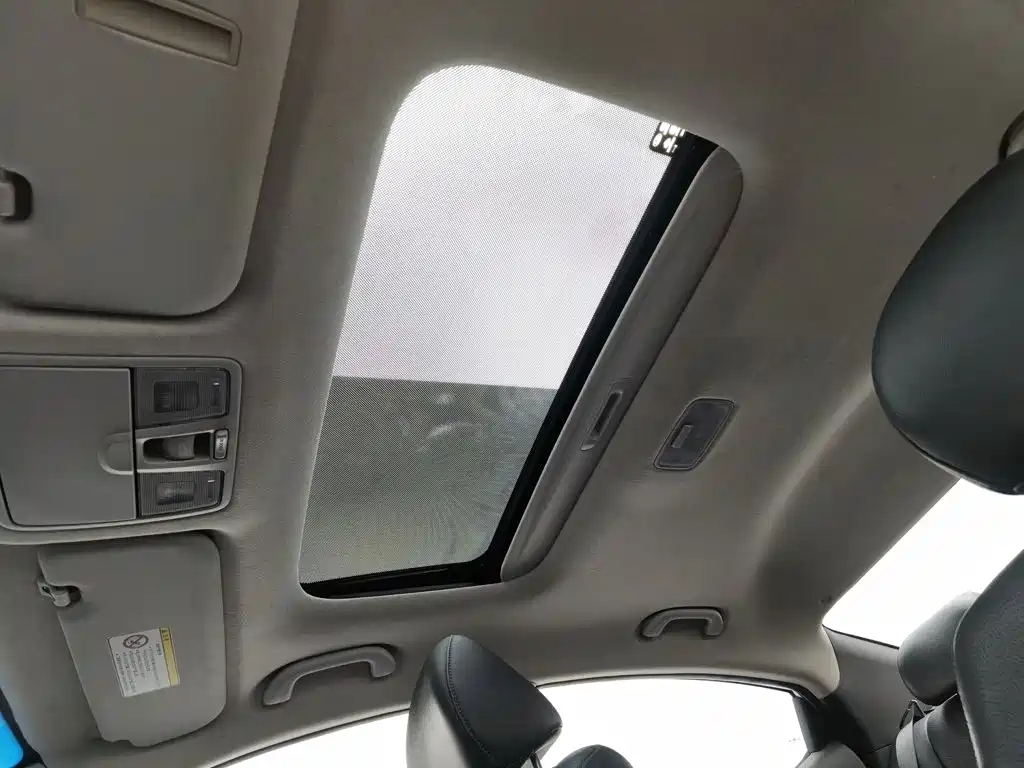 Hyundai Elantra Langdong — миниатюра 14