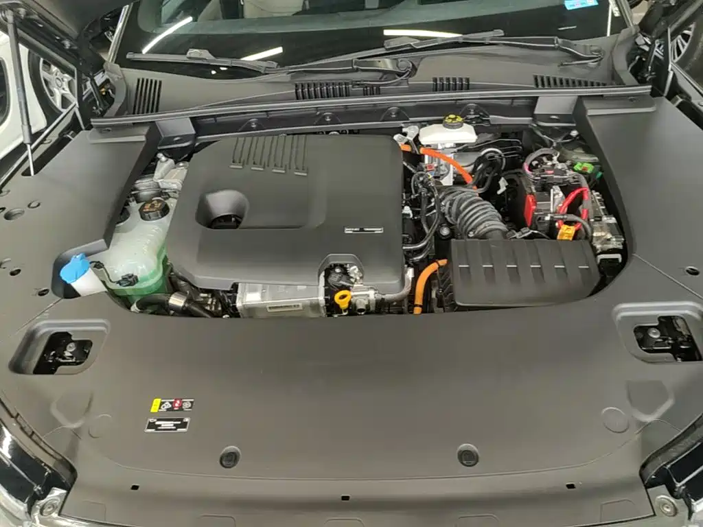 Volvo гибрид Volvo XC70 plug-in — миниатюра 20