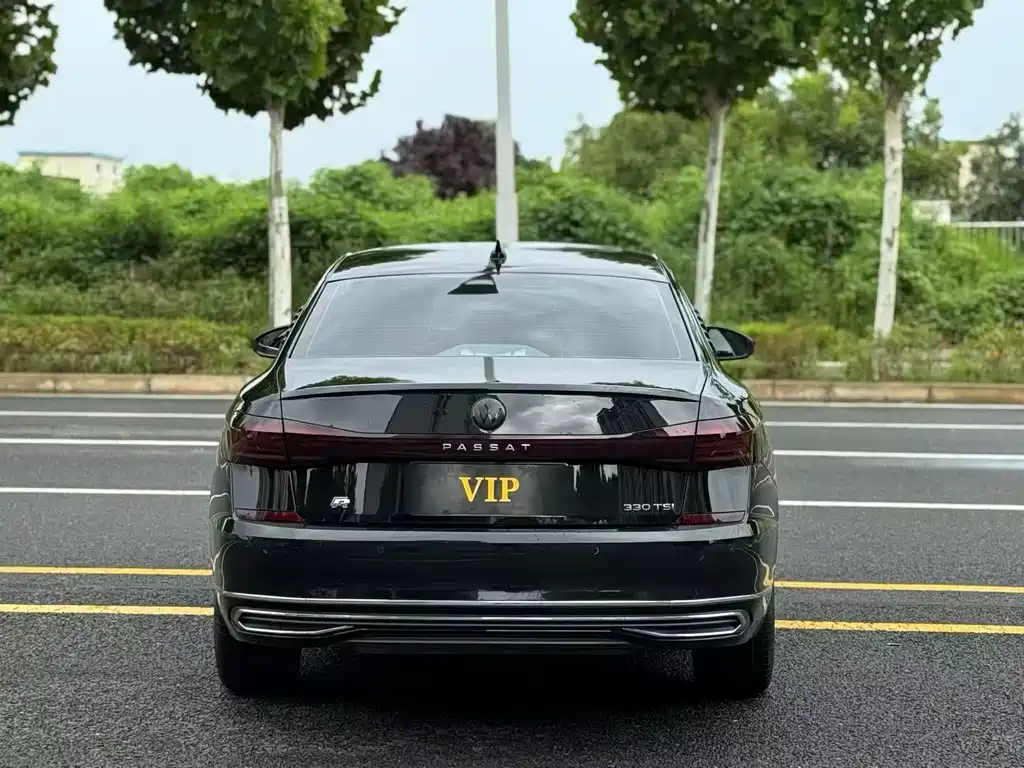 Volkswagen Passat — миниатюра 8