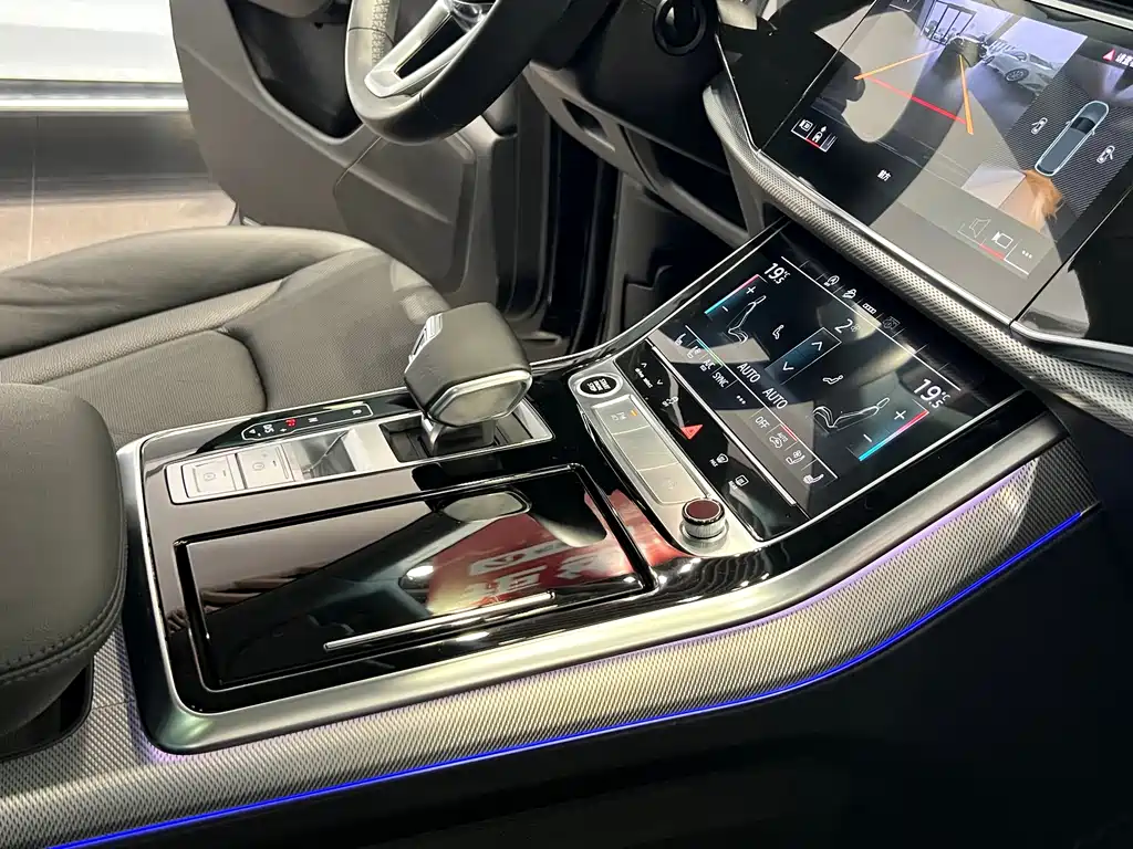Audi Q7 — миниатюра 20