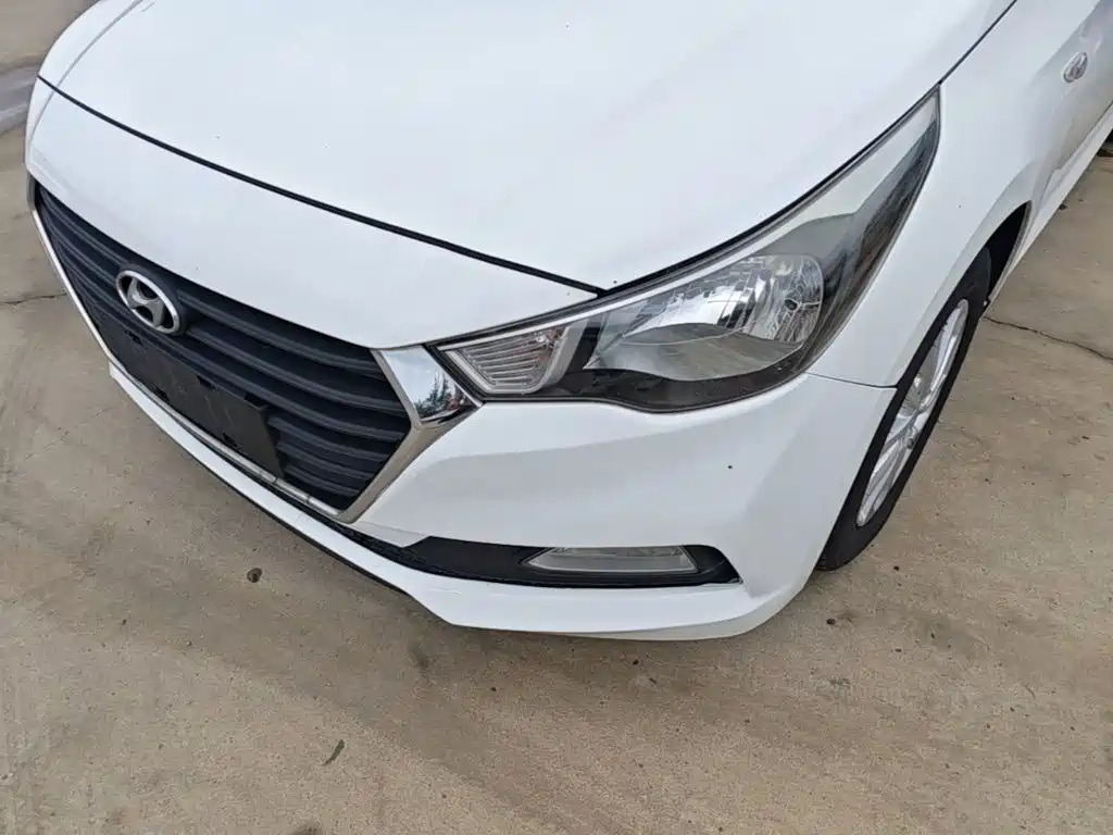 Hyundai Verna — миниатюра 24