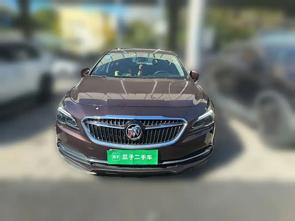 Buick LaCrosse — миниатюра 2