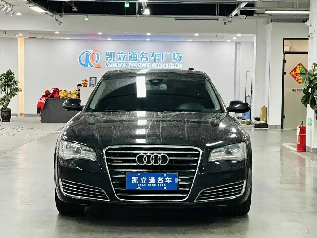 Audi A8 A8L 50 TFSI quattro Comfort Type, фото 2