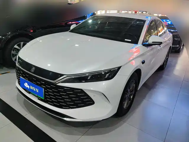 2025 BYD Qin