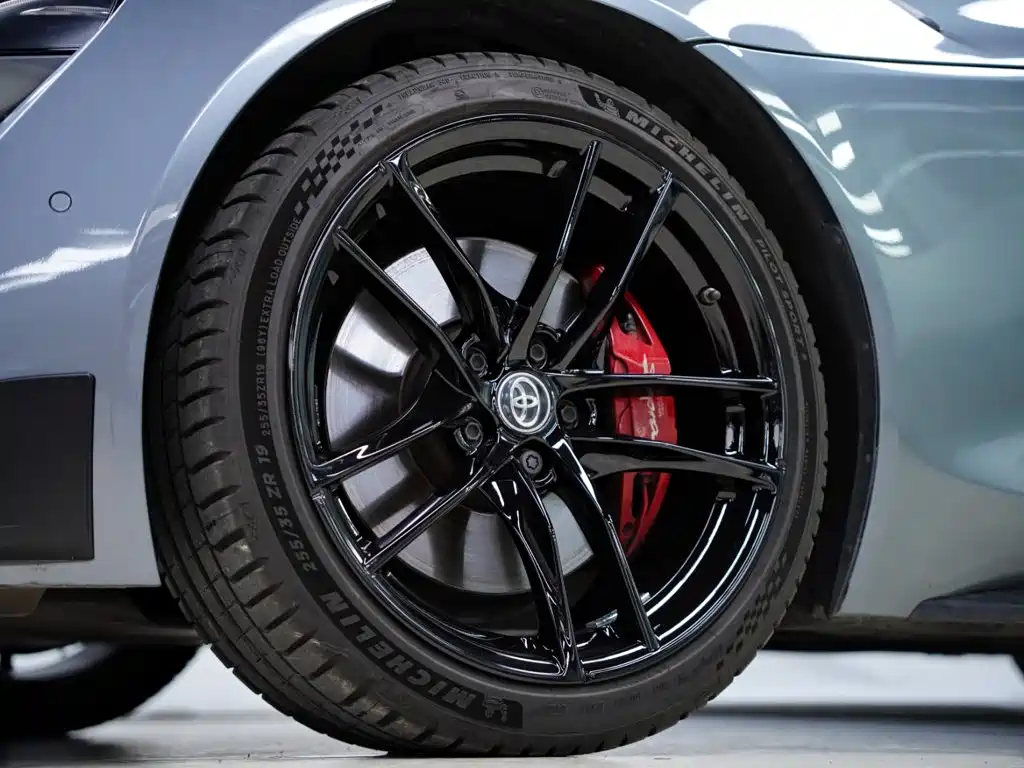 Toyota Supra — миниатюра 19