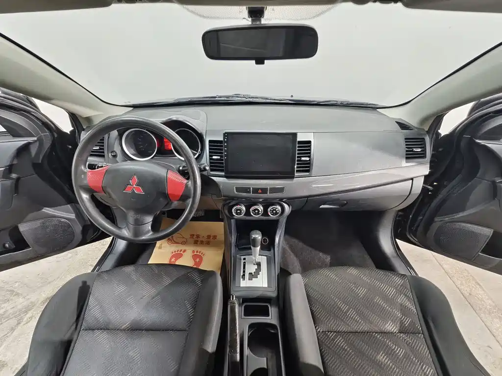 Mitsubishi Lancer EX — миниатюра 9