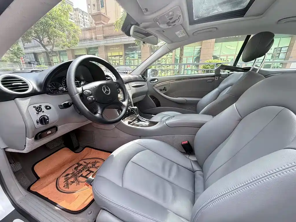 Mercedes-Benz CLK-Class — миниатюра 11
