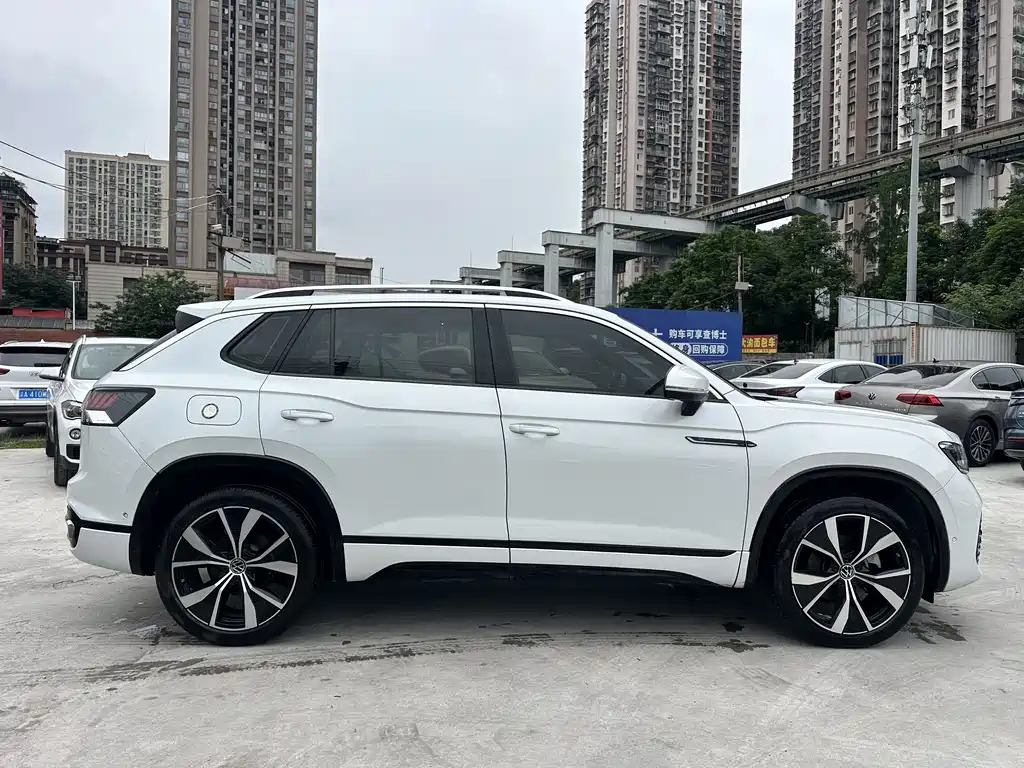 Volkswagen Tayron 2023 380TSI R-Line Pro