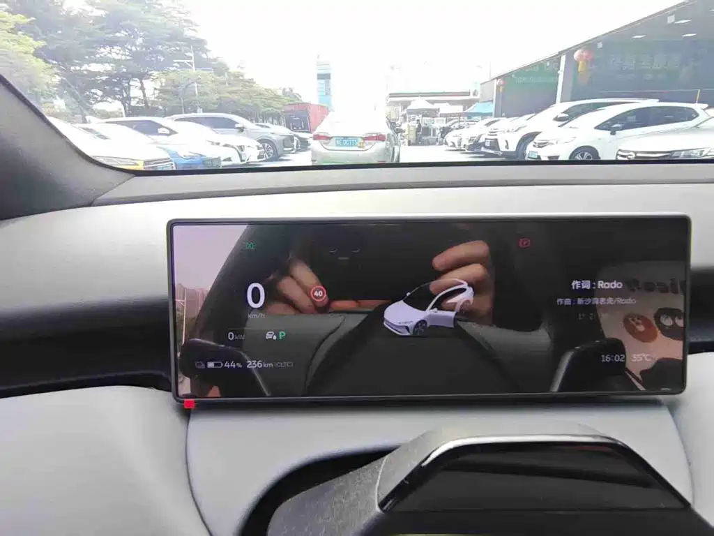 NIO ET5T — миниатюра 15