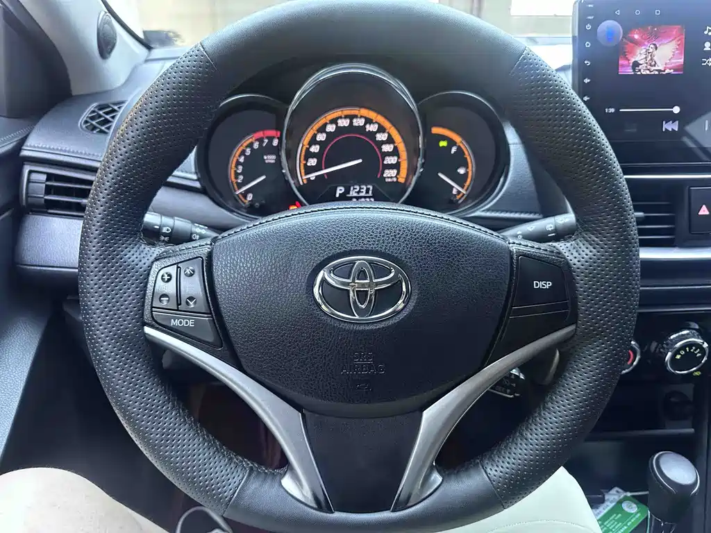 Toyota Yaris L — миниатюра 18