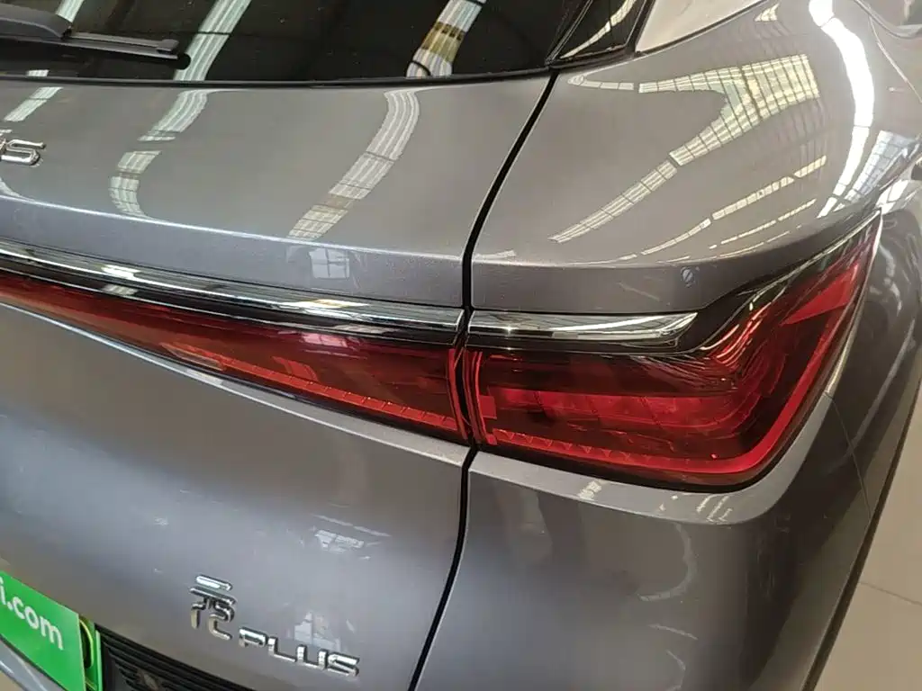 BYD Yuan Plus — миниатюра 8