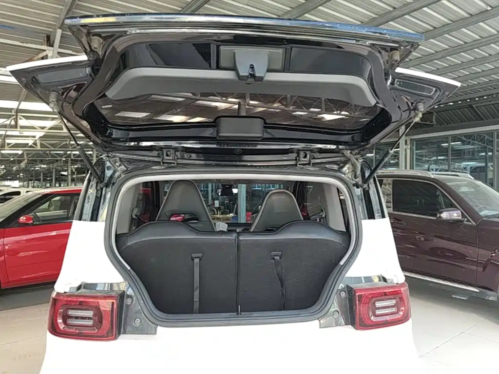 Wuling MINIEV — миниатюра 19