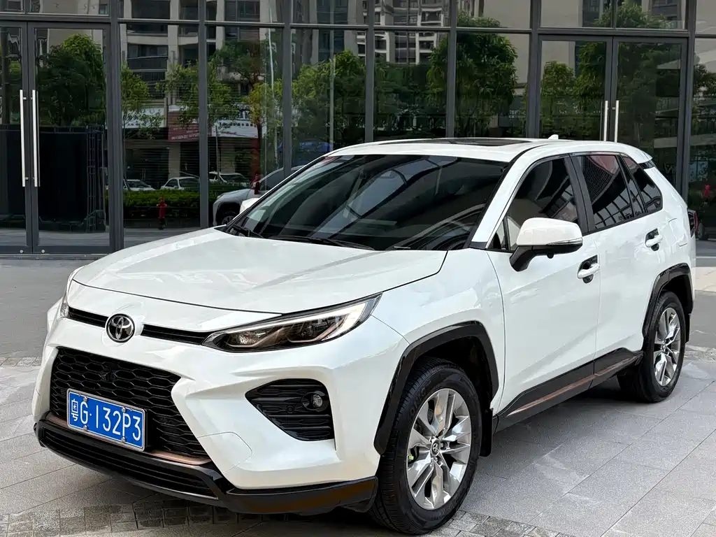 Купить Toyota Wildlander