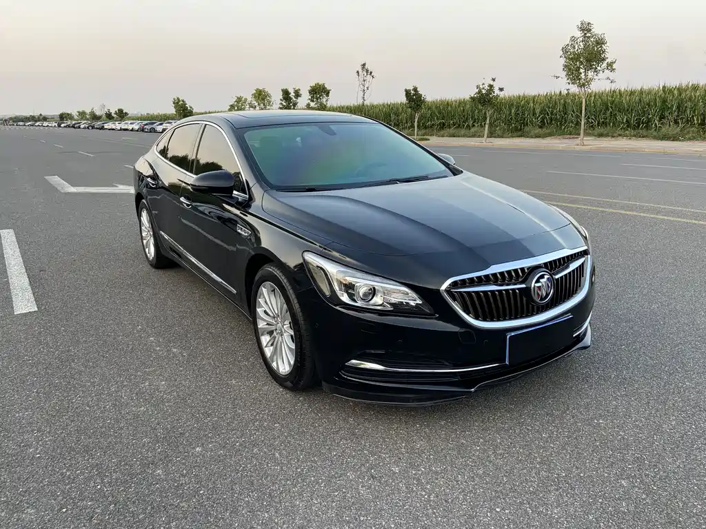 Buick LaCrosse — миниатюра 3