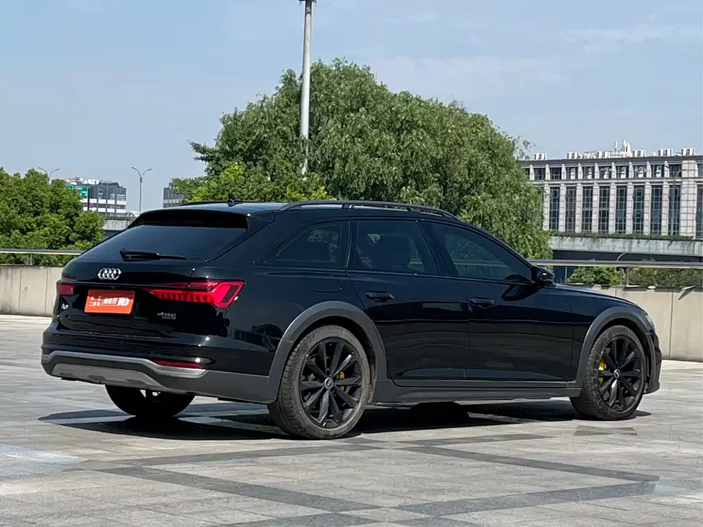 Audi A6 2022 allroad quattro 55 TFSI Premium
