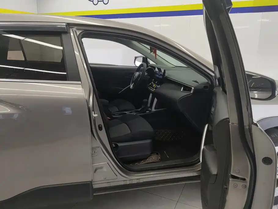 Toyota Frontlander 2023 2.0L CVT Elite