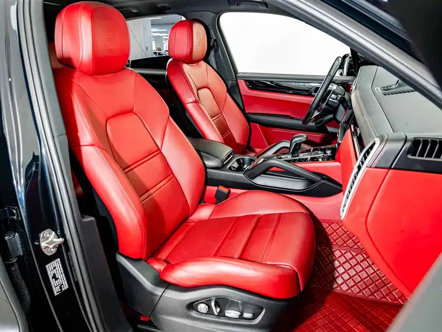 Porsche Cayenne — миниатюра 19