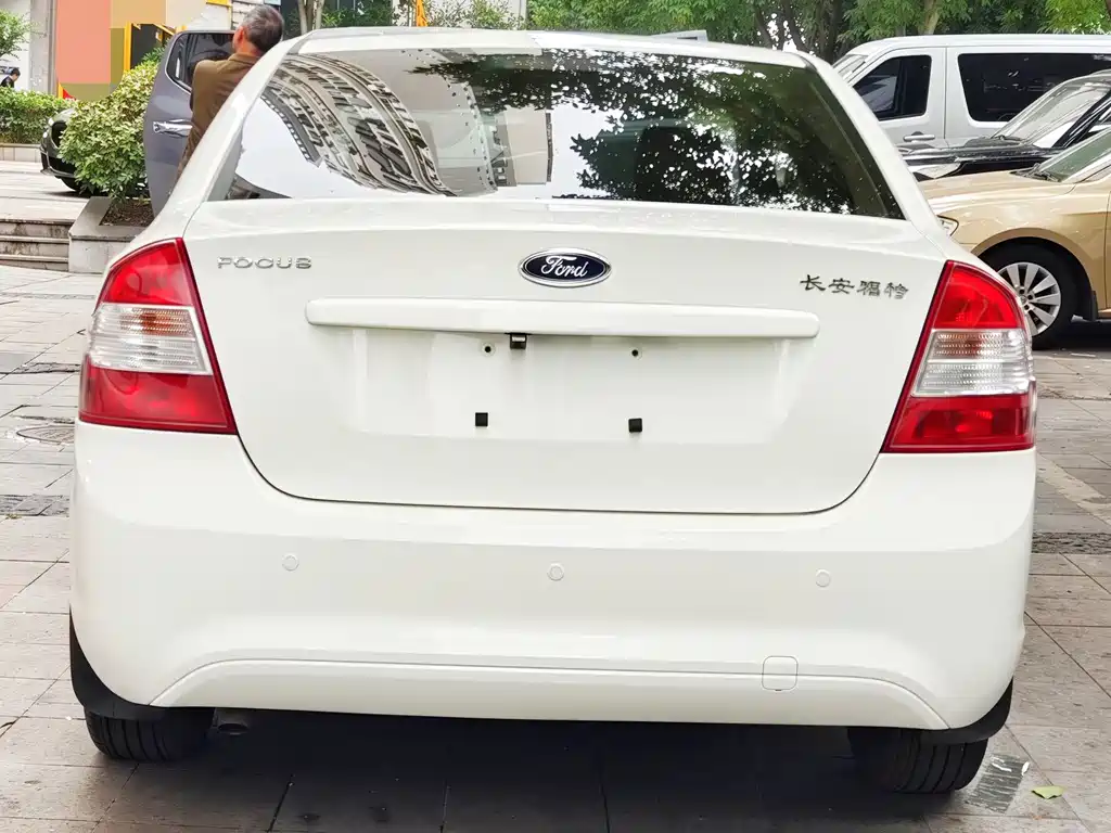 Ford Focus — миниатюра 4
