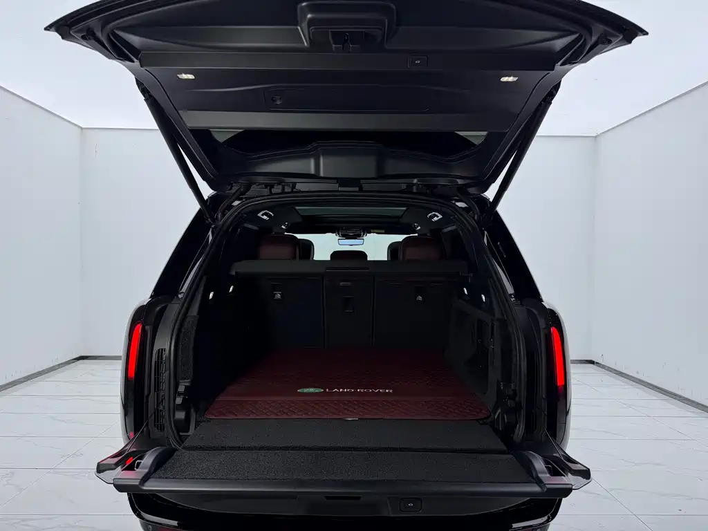 Land Rover Range Rover — миниатюра 6