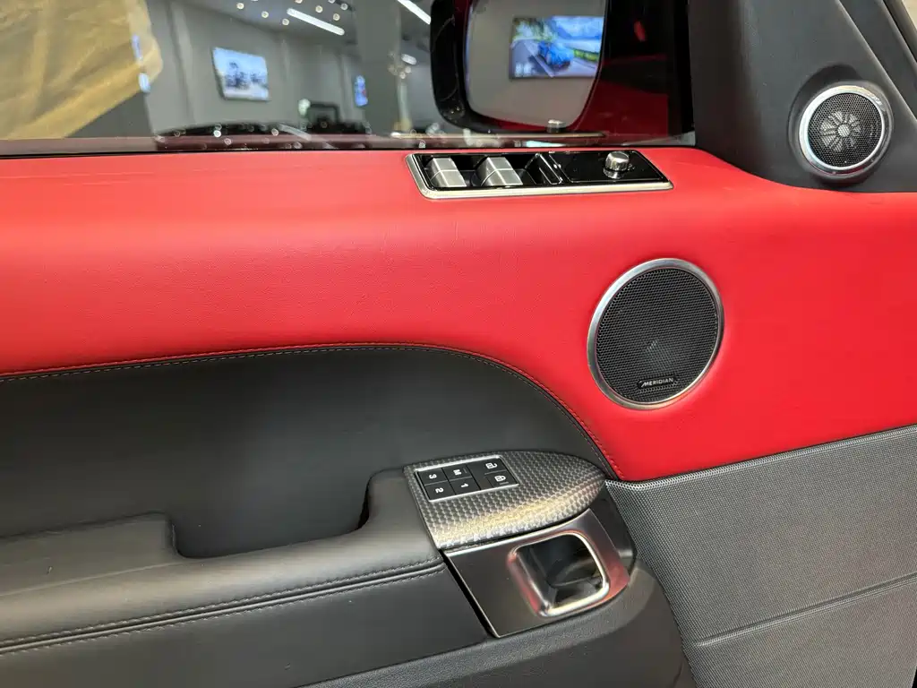 Land Rover Sport — миниатюра 10