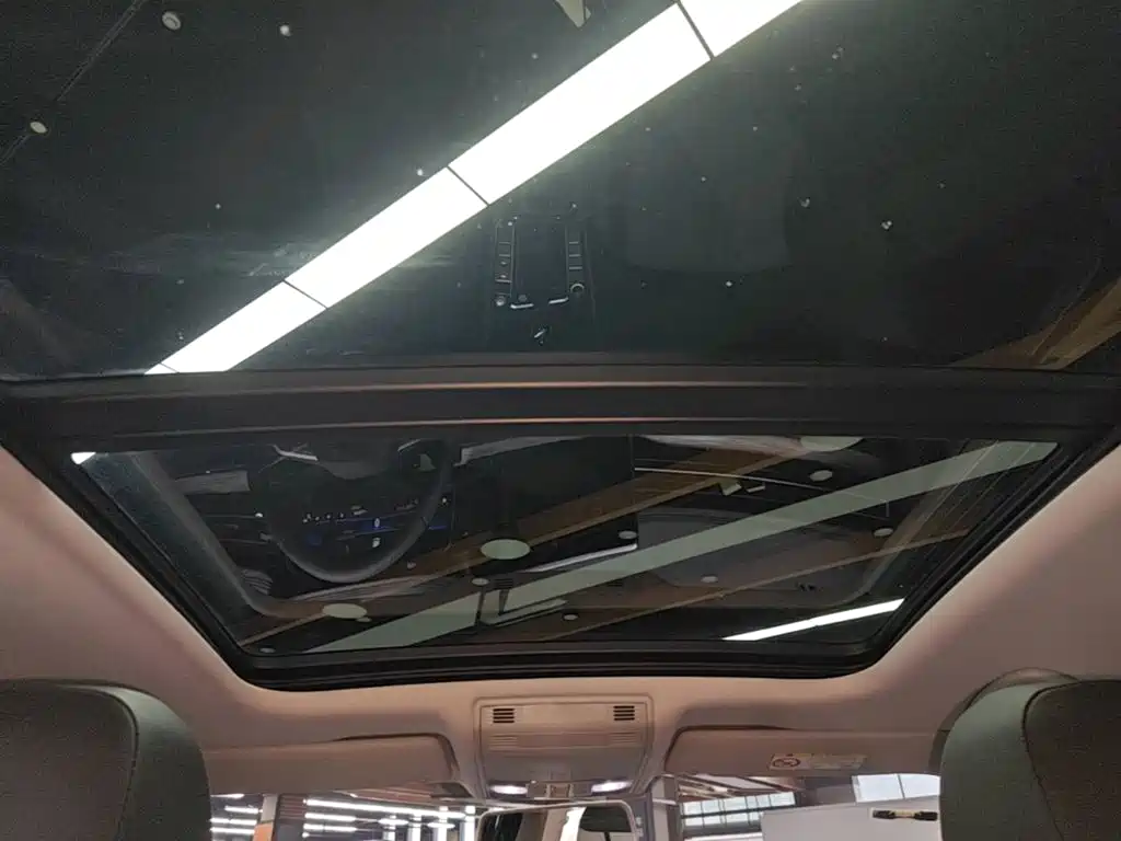 Volkswagen Sagitar — миниатюра 18