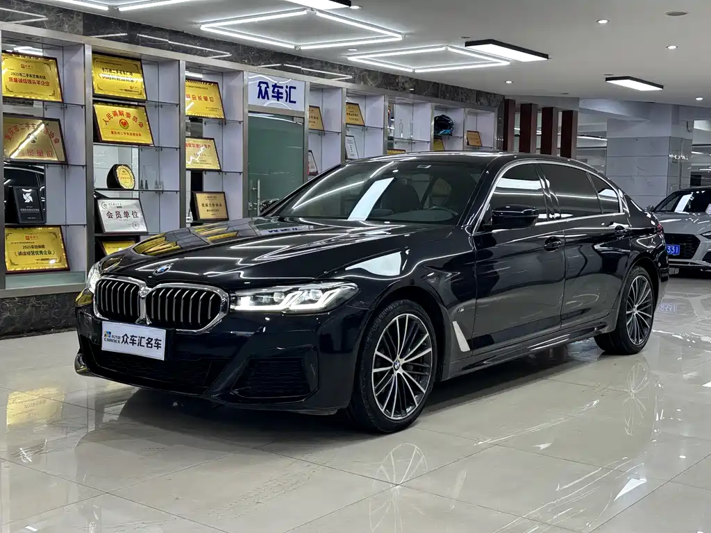 BMW 5 Series 2023