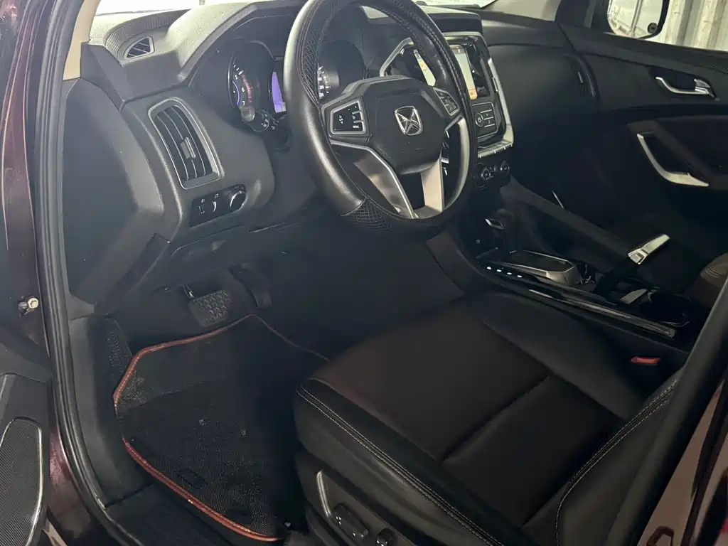 JMC Yusheng S350 — миниатюра 9