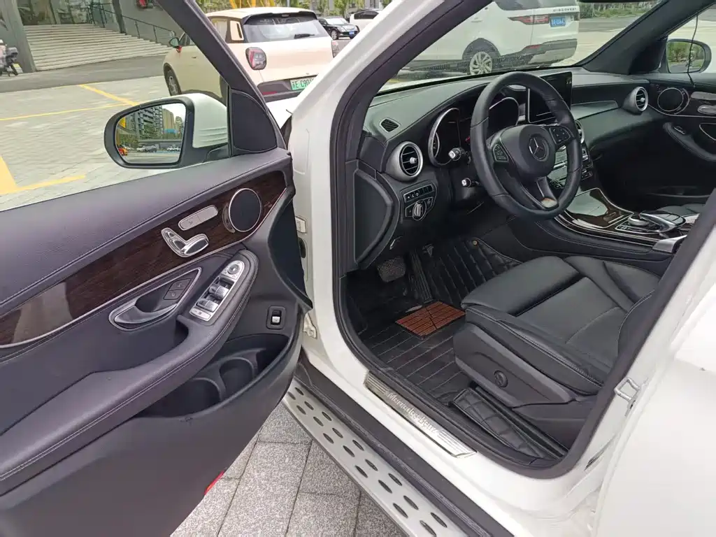 Mercedes-Benz GLC — миниатюра 7