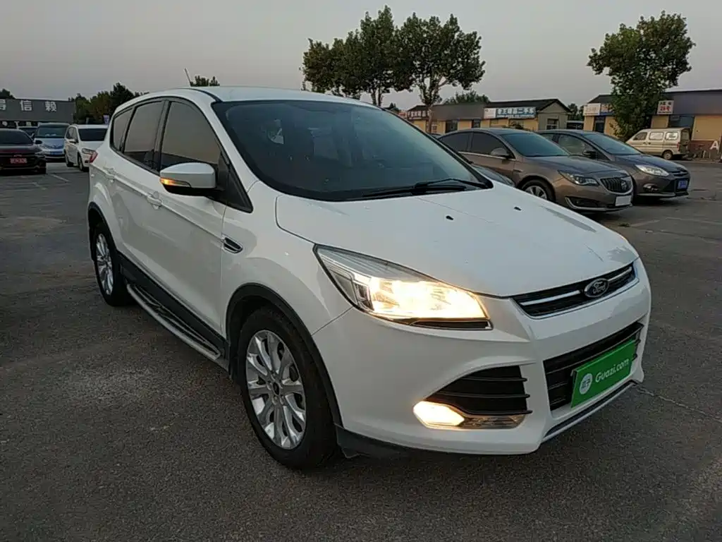 Ford Kuga — миниатюра 4