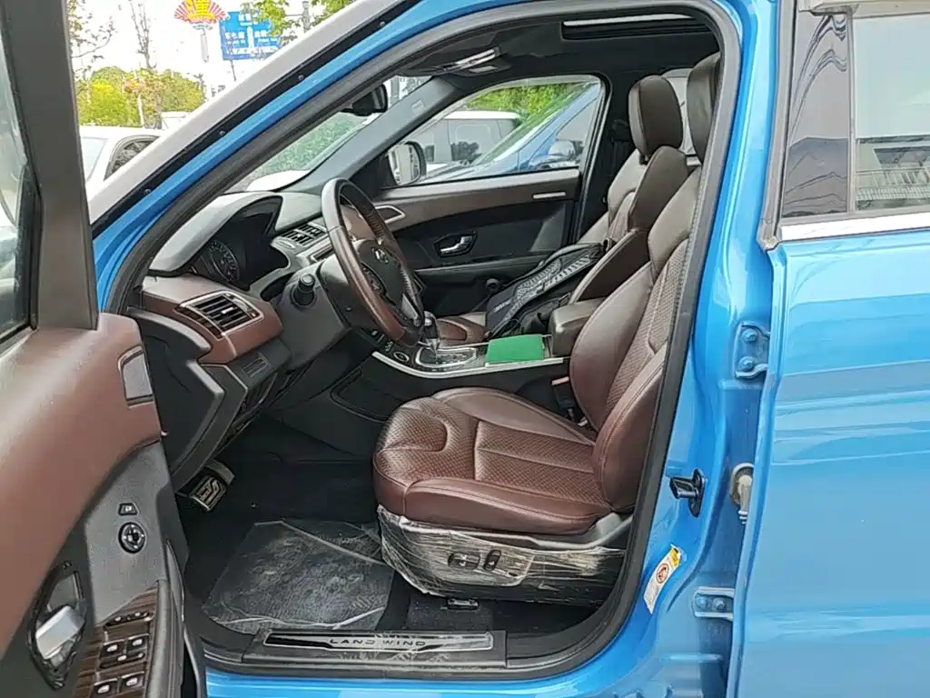 Landwind Landwind X7 — миниатюра 15