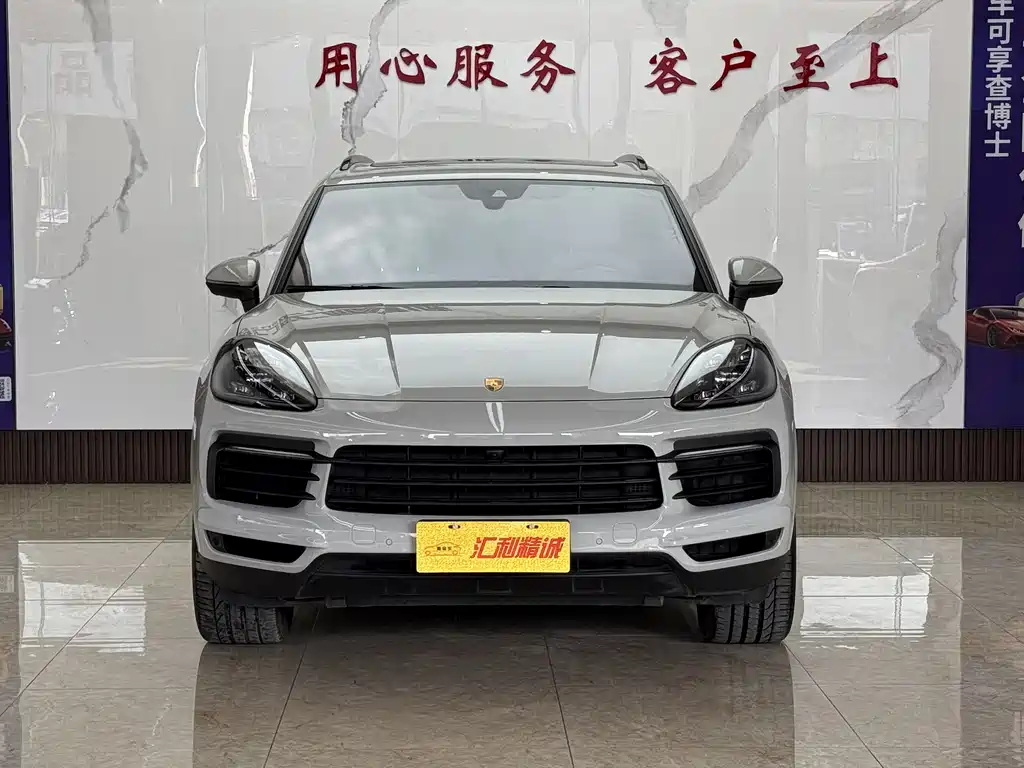 PORSCHE CAYENNE
