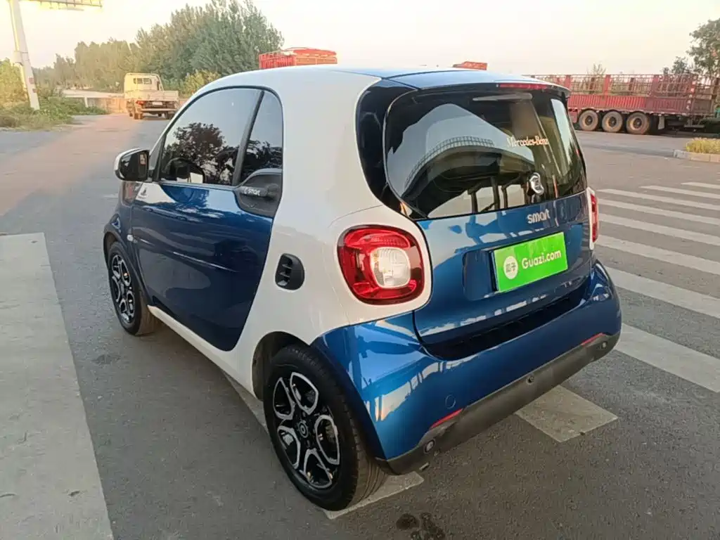 smart Smart Fortwo — миниатюра 5