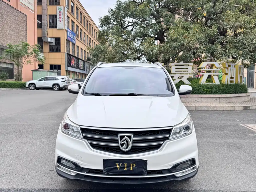 BAOJUN 730