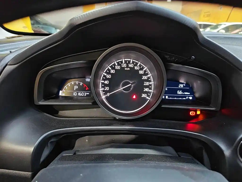 Mazda 3 Axela — миниатюра 8