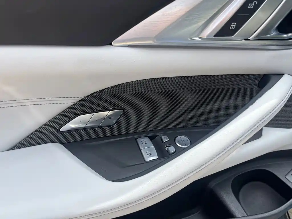 BMW M4 — миниатюра 21