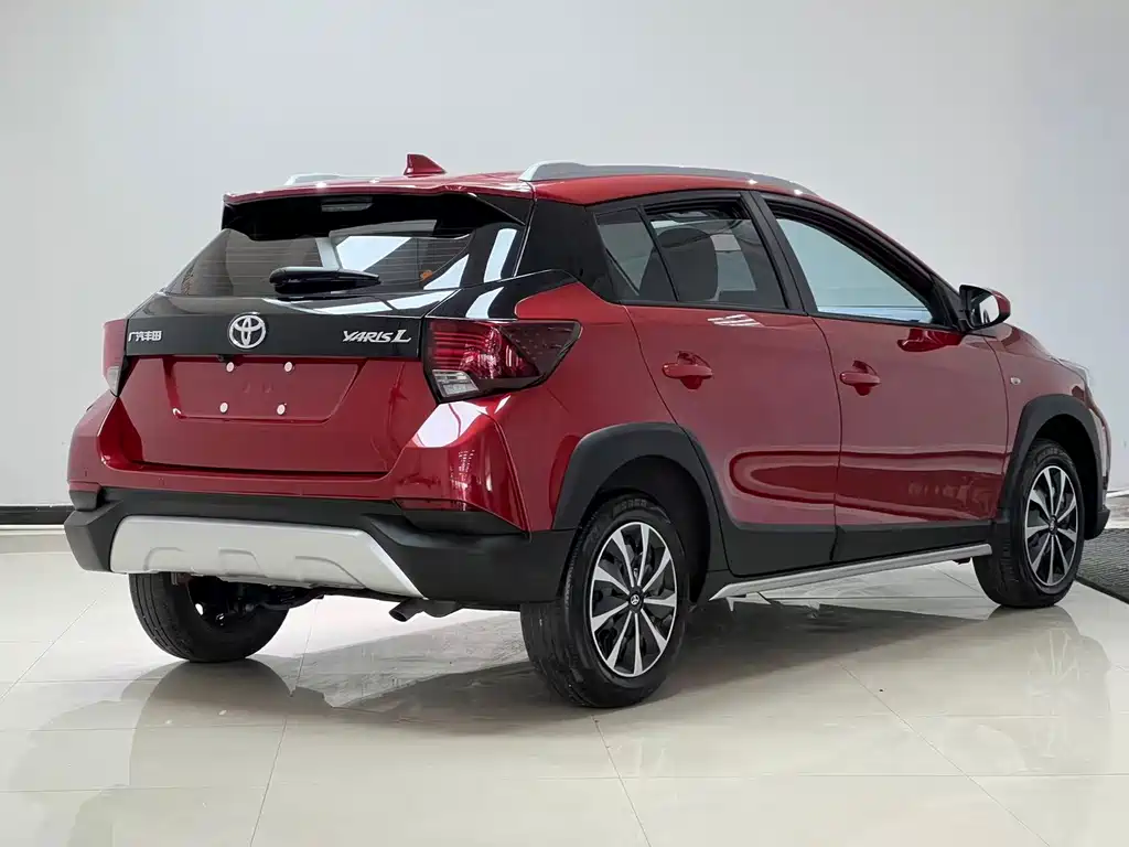 Toyota Yaris L — миниатюра 6
