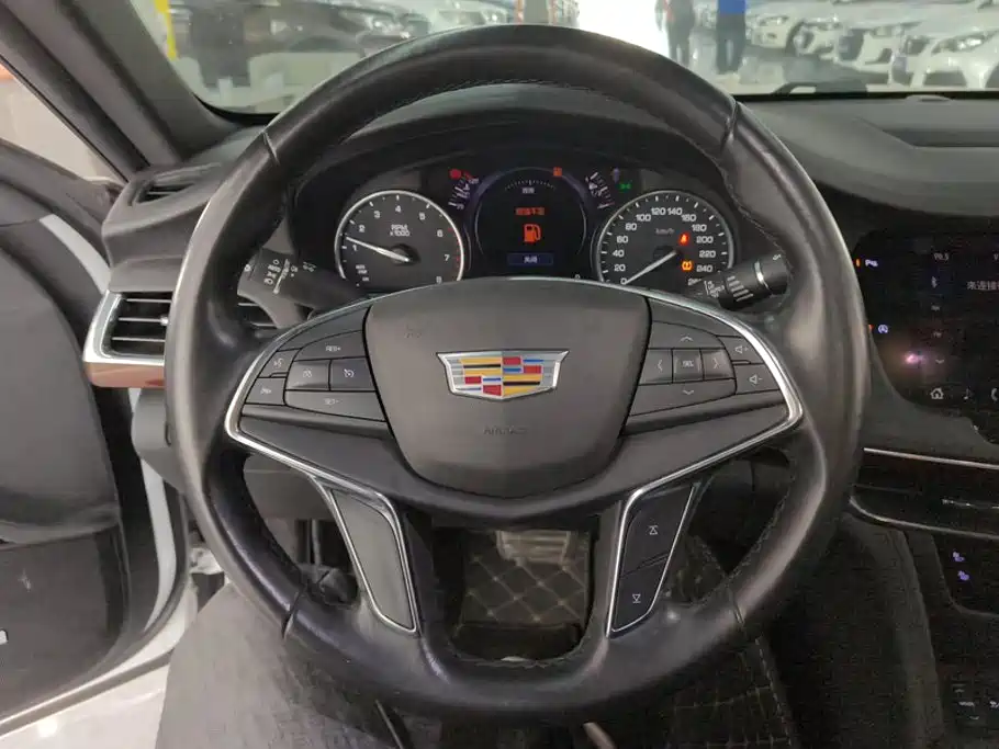Cadillac CT6 — миниатюра 15