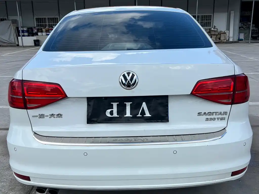 Volkswagen Sagitar — миниатюра 4
