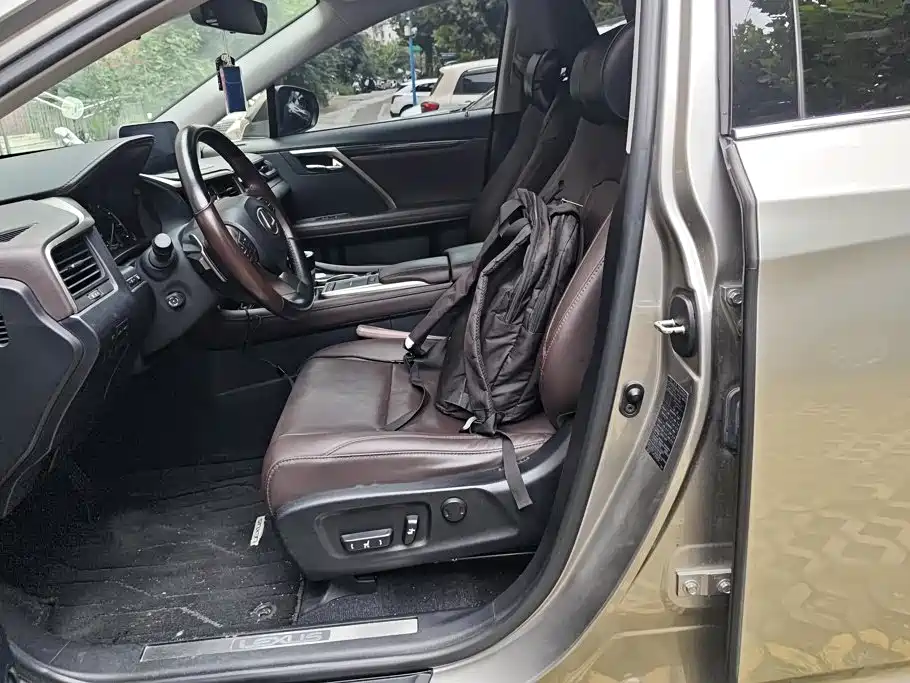 Lexus RX — миниатюра 9