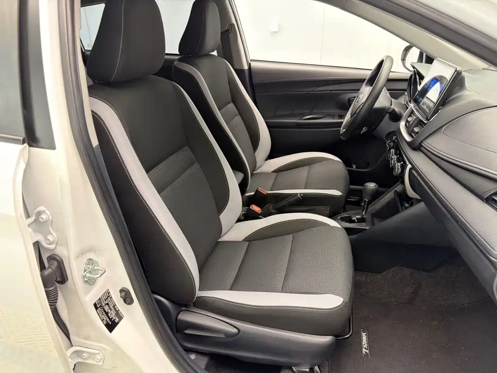 Toyota Yaris L — миниатюра 19