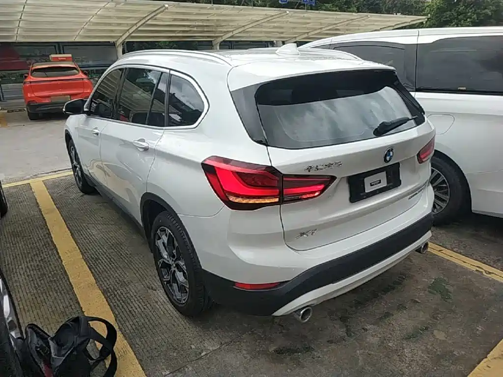 BMW X1 — миниатюра 5