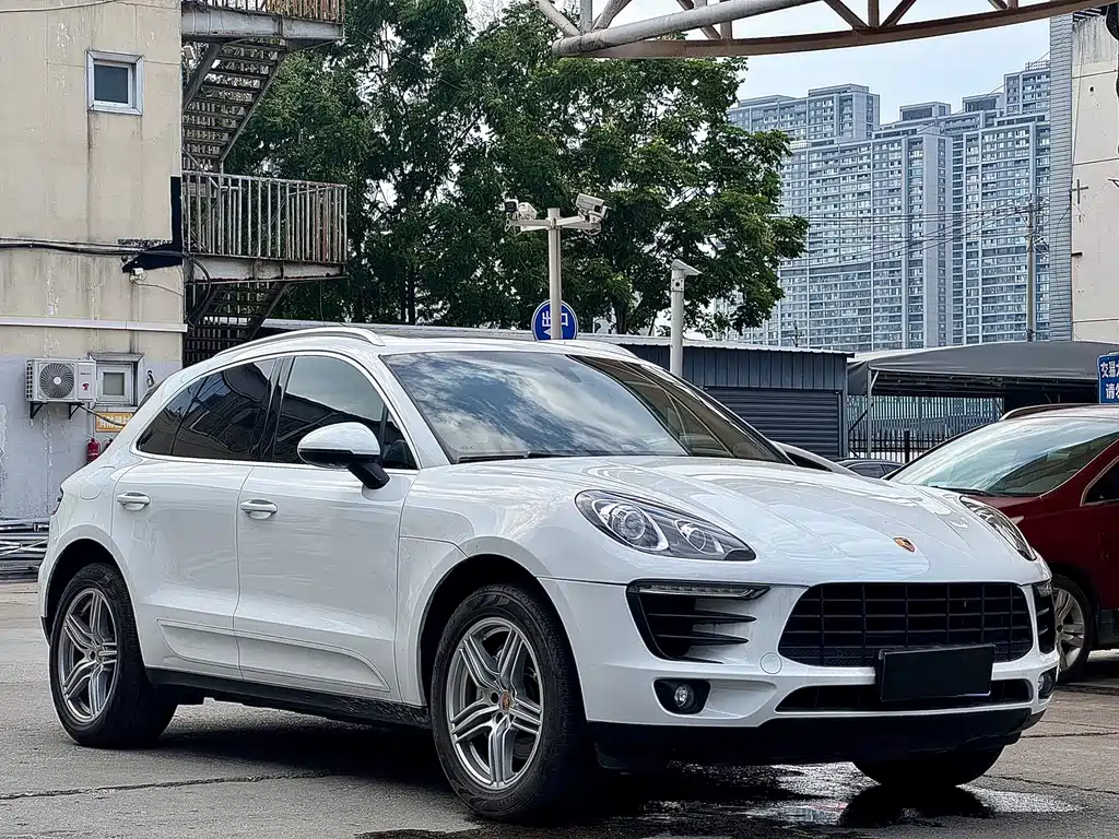 Porsche Macan — миниатюра 3