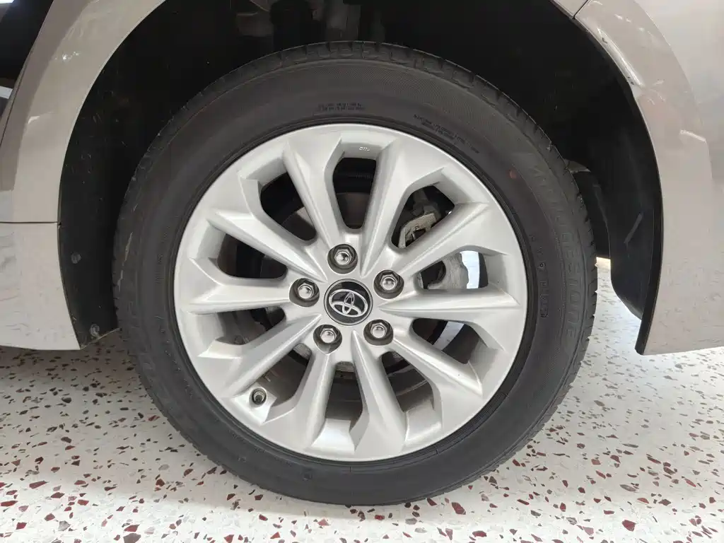 Toyota Corolla — миниатюра 17