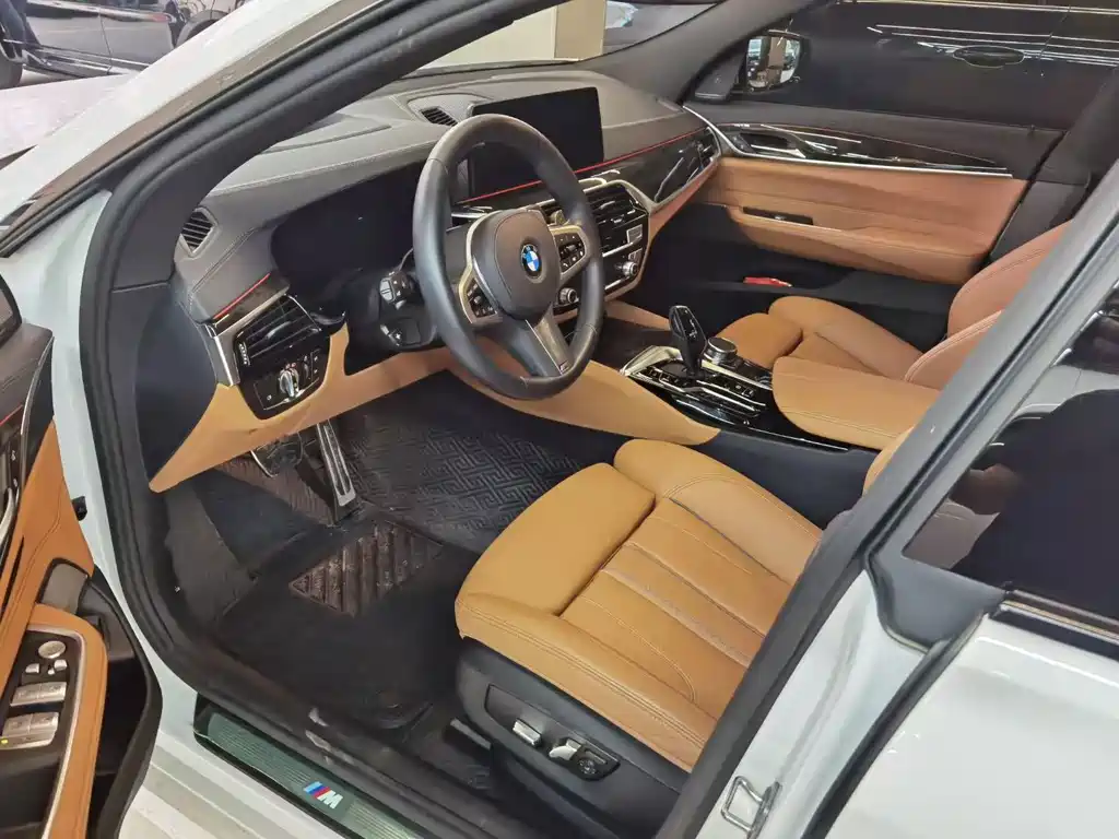 BMW 6 Series GT — миниатюра 5