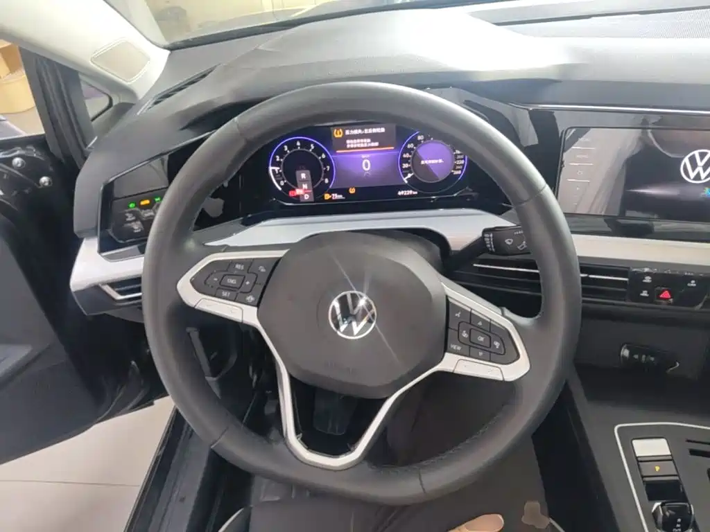 Volkswagen Golf — миниатюра 11