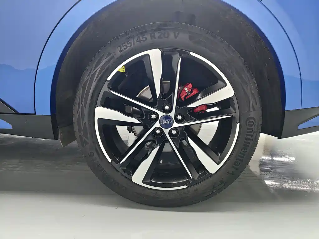 Ford Evos — миниатюра 10