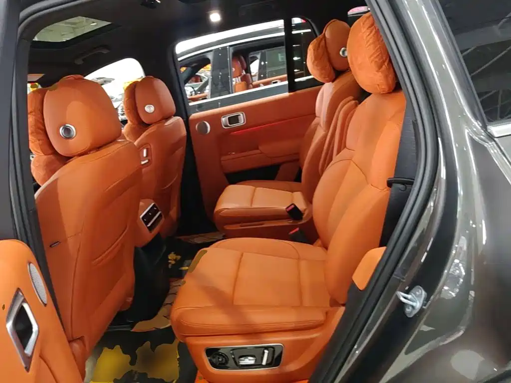 Li Auto Li L8 — миниатюра 17