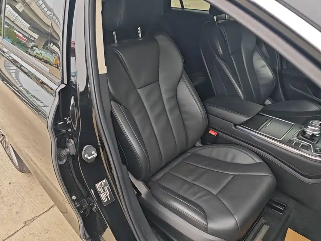 Hongqi Hongqi H5 — миниатюра 25